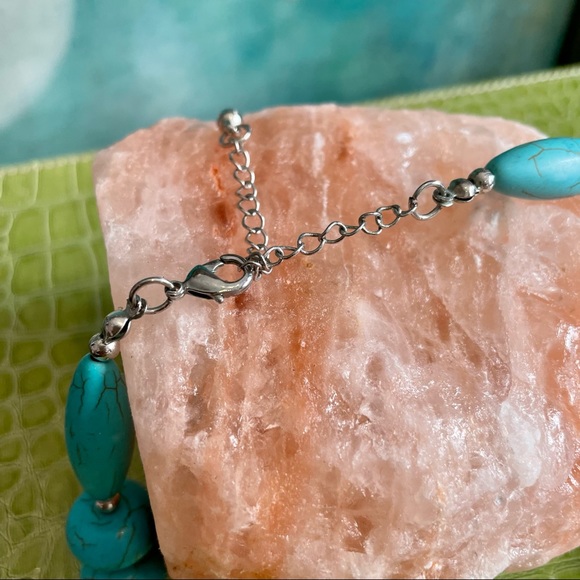 💙 Beautiful Blue Faux Turquoise Necklace 💙 - Picture 7 of 7